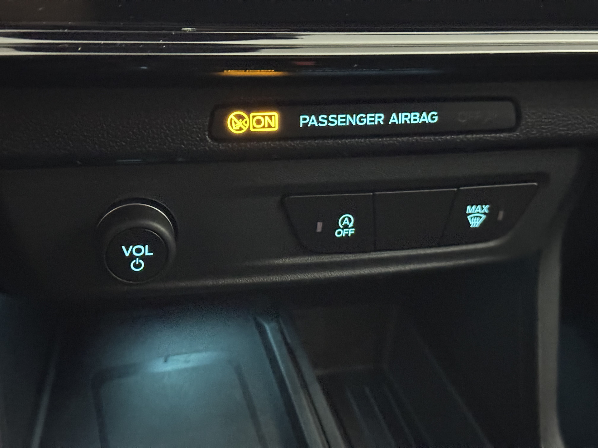 45067639-15.jpg