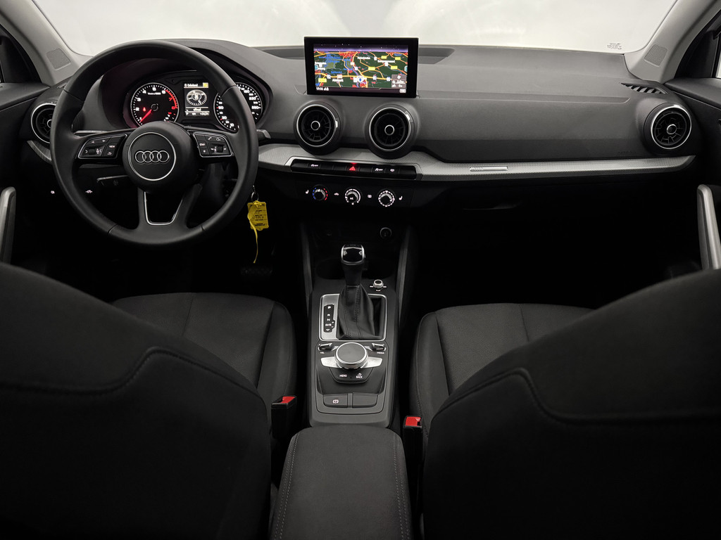 51617728-2.jpg